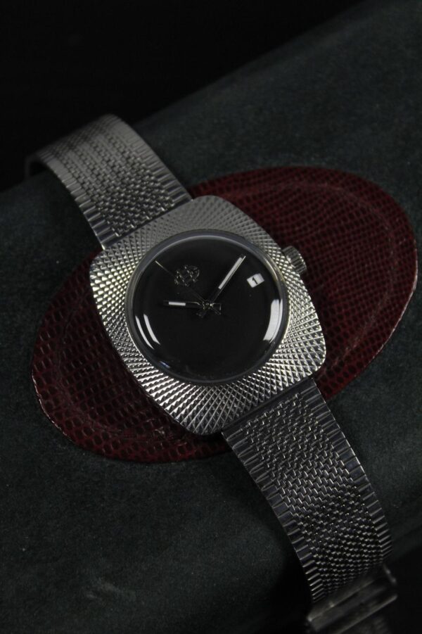 a70a4596-8f94-4930-80ba-67d5b217292f Azabache – Edición "Black Tie"